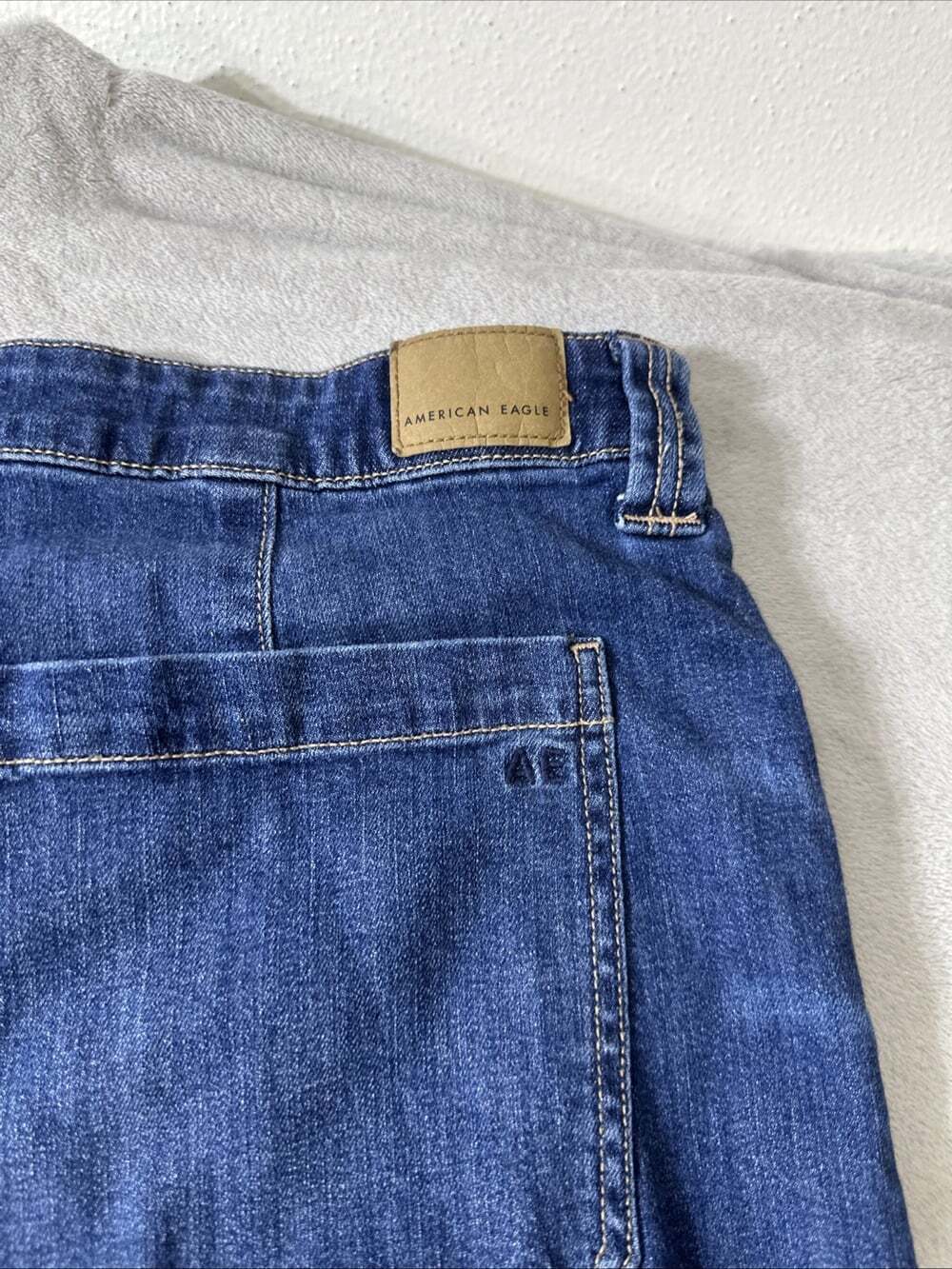 American Eagle Jeans Womens 14 Super High Rise Ultra Wide Leg Patch Pocket - Picture 10 of 10